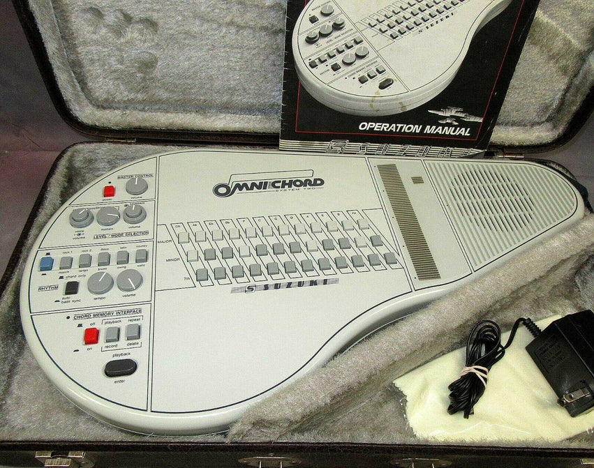 Suzuki Omnichord OM 84 System Two w/ Hard Case Power Supply Manual TESTED! WORKS